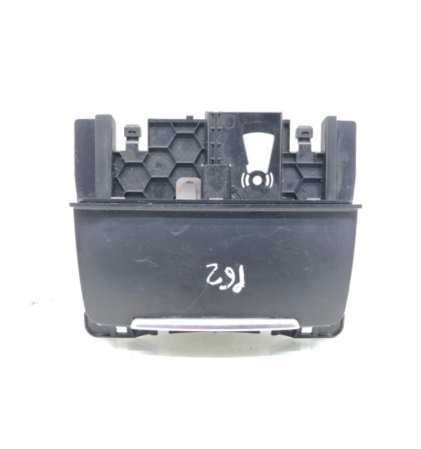 Пепельница бу для Audi A4 B8 2.0 TDi,  2008 г. бу контрактные купить в Спб