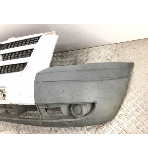Бампер передний бу для Ford Transit T330 2.2 TDCi,  2008 г. бу контрактные купить в Спб