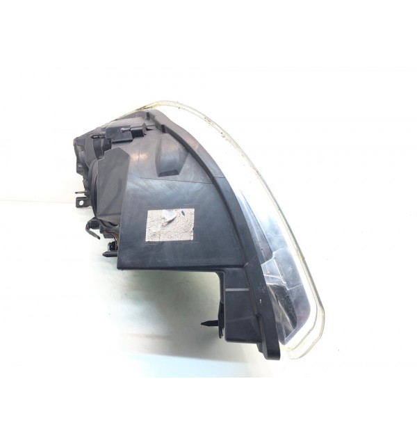Фара правая бу для Opel Movano  2.3 CDTi,  2013 г. бу контрактные купить в Спб