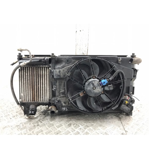 Кассета радиаторов бу для Dacia Sandero  0.9 TCE,  2013 г. бу контрактные купить в Спб