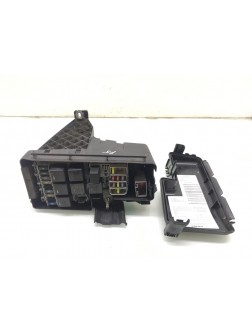 Блок предохранителей бу для Volvo V70  2.4 D5,  2005 г.