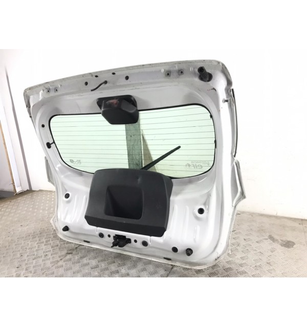 Крышка багажника бу для Dacia Sandero  0.9 TCE,  2013 г. бу контрактные купить в Спб