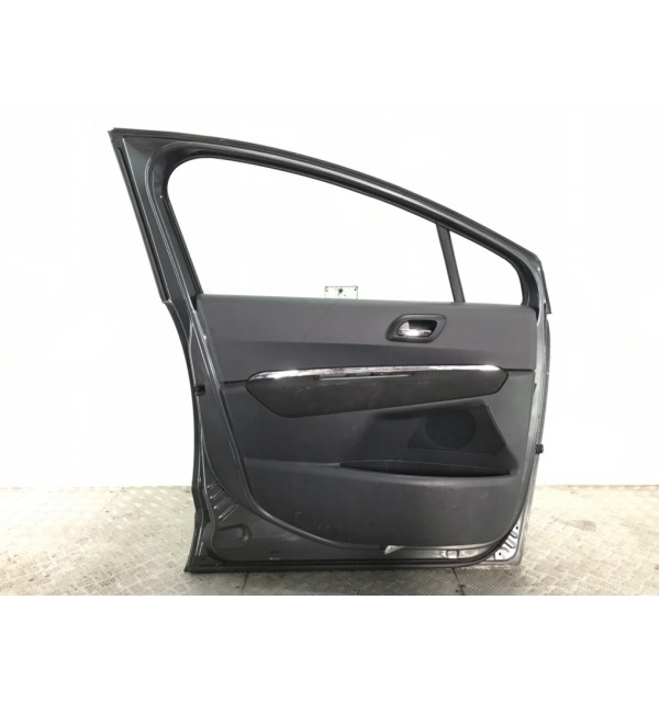 Дверь передняя левая бу для Peugeot 5008  1.6 HDi,  2010 г. бу контрактные купить в Спб