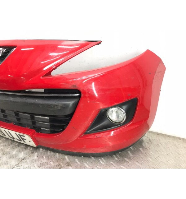 Бампер передний бу для Peugeot 207  1.6 HDi,  2009 г. бу контрактные купить в Спб