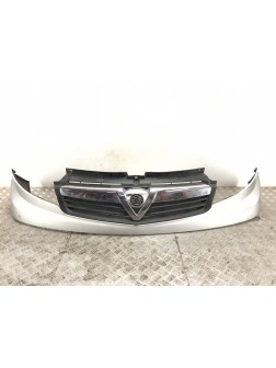 Решетка радиатора бу для Opel Vivaro  2.0 CDTi,  2010 г.