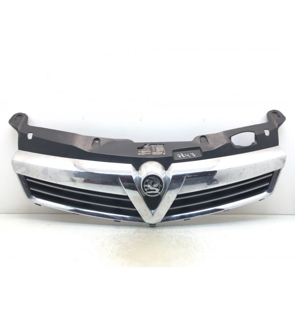 Решетка радиатора бу для Opel Astra H 1.7 CDTi,  2011 г.