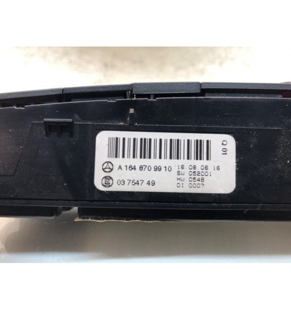 Кнопка аварийной сигнализации бу для Mercedes ML W164 4.0 CDi,  2007 г. бу контрактные купить в Спб