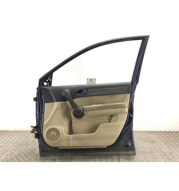 Дверь передняя правая бу для Honda CR-V  2.2 i-CTDi,  2008 г. бу контрактные купить в Спб