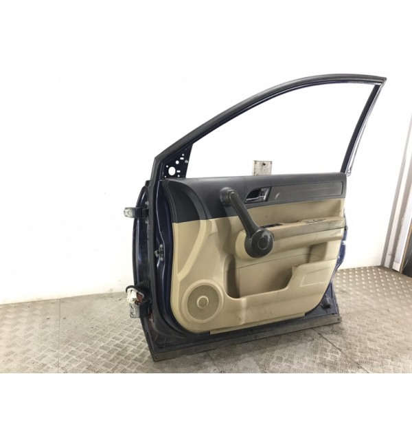 Дверь передняя правая бу для Honda CR-V  2.2 i-CTDi,  2008 г. бу контрактные купить в Спб