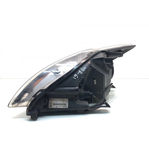 Фара правая бу для Ford Focus 2 1.8 i,  2008 г. бу контрактные купить в Спб