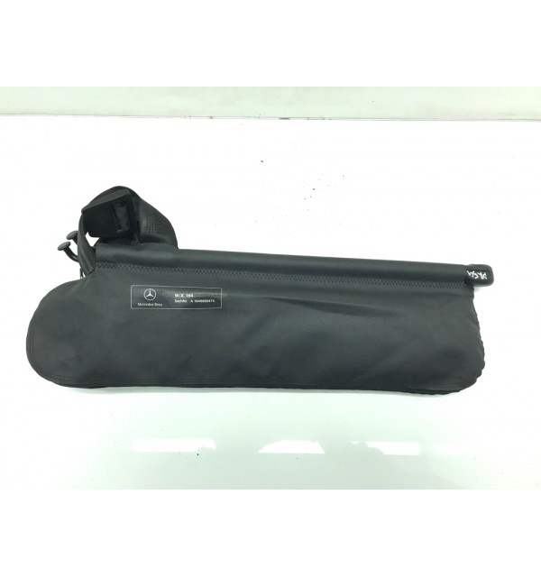 Шторка багажника бу для Mercedes ML W164 4.0 CDi,  2007 г. бу контрактные купить в Спб
