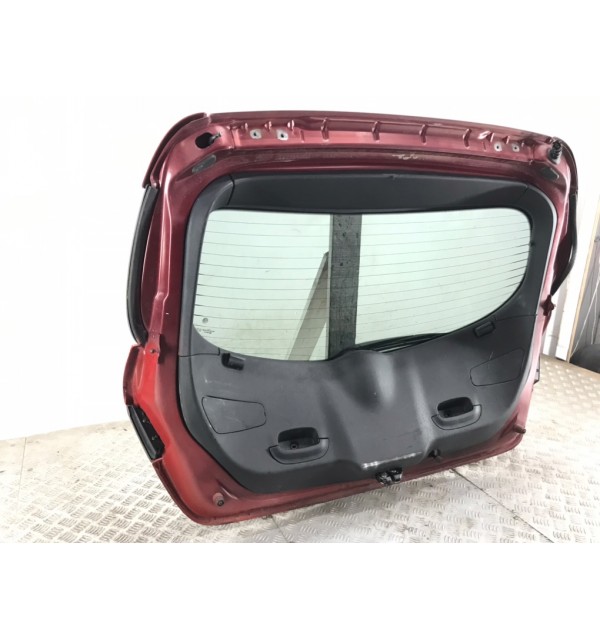 Крышка багажника бу для Alfa Romeo Giulietta  2.0 JTD,  2011 г. бу контрактные купить в Спб