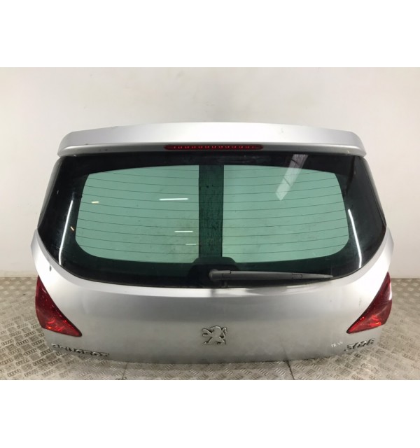 Крышка багажника бу для Peugeot 3008  1.6 HDi,  2010 г. бу контрактные купить в Спб