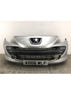 Бампер передний бу для Peugeot 207  1.4 i,  2006 г.