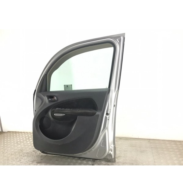 Дверь передняя правая бу для Citroen C3 Picasso  1.6 HDi,  2011 г. бу контрактные купить в Спб