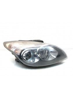 Фара правая бу для Hyundai i30  1.6 CRDi,  2010 г.
