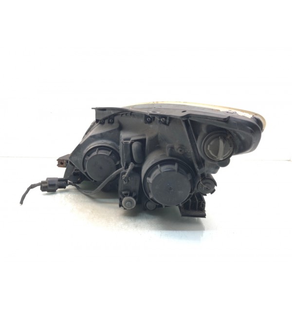 Фара правая бу для Hyundai i30  1.6 CRDi,  2010 г. бу контрактные купить в Спб