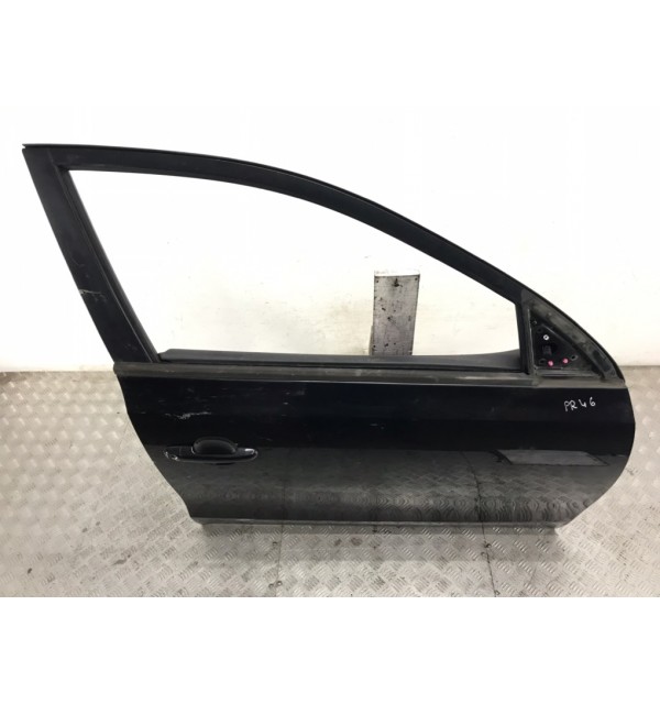 Дверь передняя правая бу для Hyundai i30  1.6 CRDi,  2010 г. бу контрактные купить в Спб