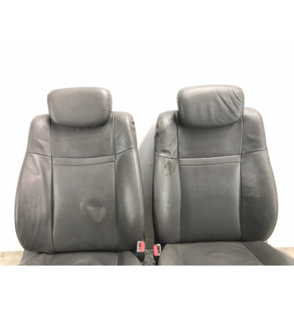 Салон (комплект сидений) бу для SsangYong Rodius  2.7 XDI,  2012 г. бу контрактные купить в Спб