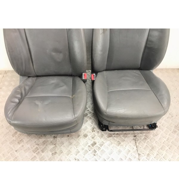 Салон (комплект сидений) бу для SsangYong Rodius  2.7 XDI,  2012 г. бу контрактные купить в Спб