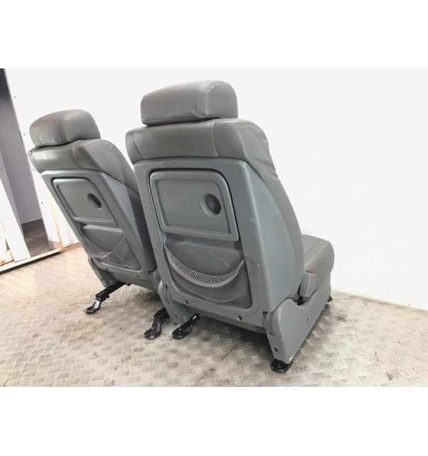 Салон (комплект сидений) бу для SsangYong Rodius  2.7 XDI,  2012 г. бу контрактные купить в Спб