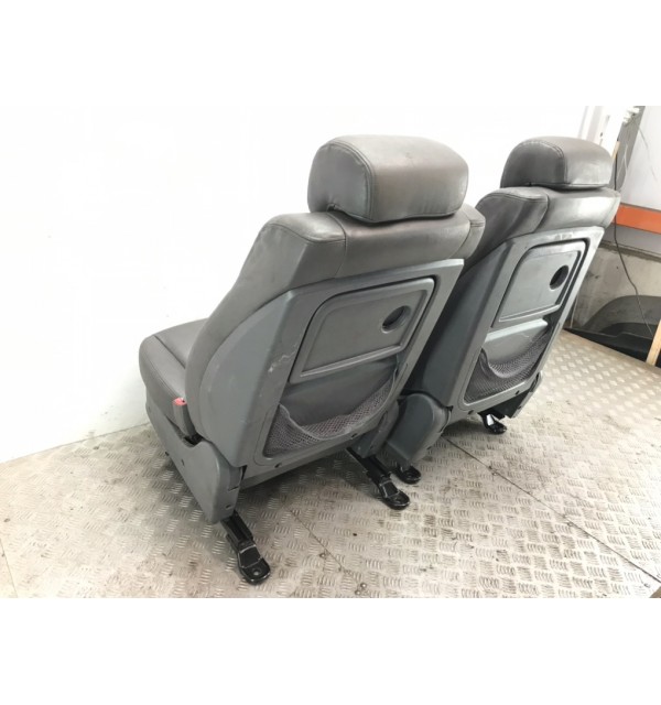 Салон (комплект сидений) бу для SsangYong Rodius  2.7 XDI,  2012 г. бу контрактные купить в Спб