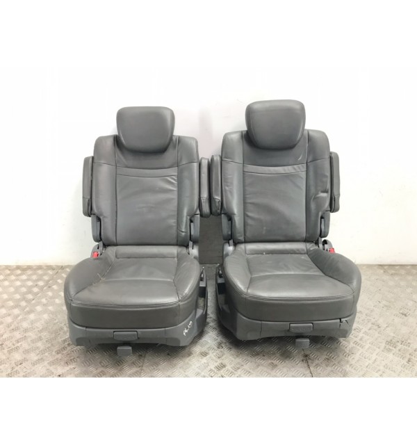 Салон (комплект сидений) бу для SsangYong Rodius  2.7 XDI,  2012 г. бу контрактные купить в Спб