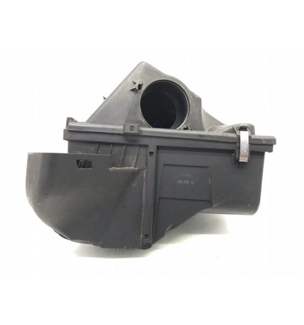 Корпус воздушного фильтра бу для BMW 3 E90/E91/E92/E93 2.0 TD,  2008 г. бу контрактные купить в Спб
