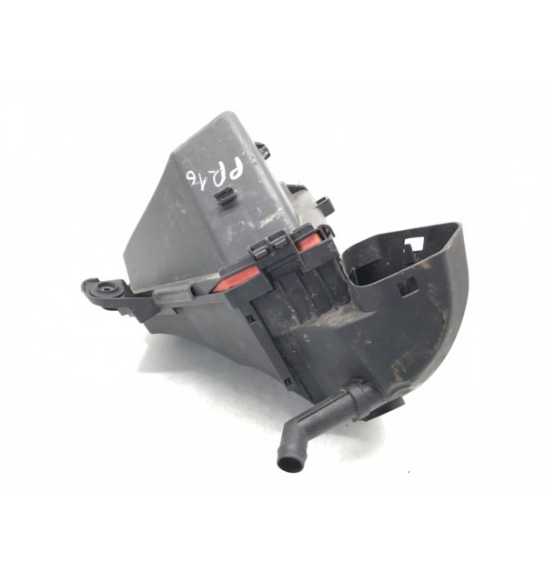 Корпус воздушного фильтра бу для BMW 3 E90/E91/E92/E93 2.0 TD,  2008 г. бу контрактные купить в Спб