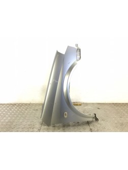 Крыло переднее правое бу для Nissan Primera P12 2.0 i, 2006 г.