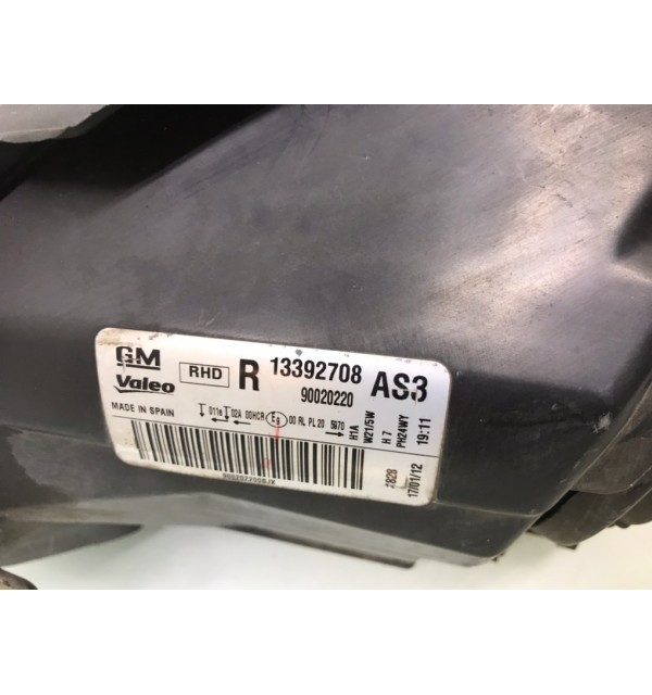 Фара правая бу для Opel Corsa D 1.3 CDTi,  2012 г. бу контрактные купить в Спб