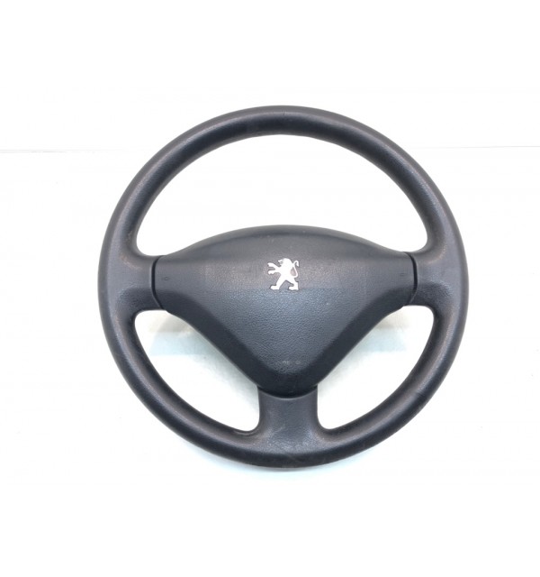 Руль бу для Peugeot 207  1.4 i,  2006 г. бу контрактные купить в Спб