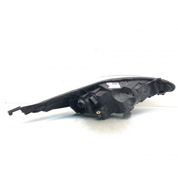 Фара левая бу для Ford Fiesta  1.4 TDCi,  2009 г. бу контрактные купить в Спб