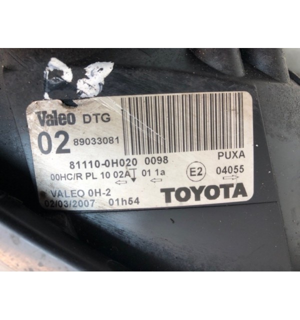 Фара правая бу для Toyota Aygo  1.0 i,  2008 г. бу контрактные купить в Спб