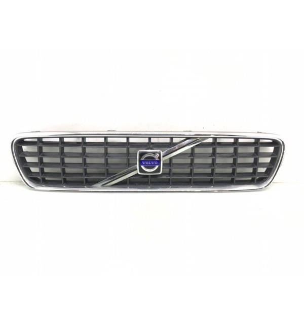 Решетка радиатора бу для Volvo S40  1.6 TD,  2005 г. бу контрактные купить в Спб