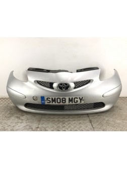 Бампер передний бу для Toyota Aygo  1.0 i,  2008 г.