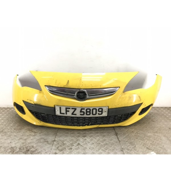 Бампер передний бу для Opel Astra J 2.0 CDTi,  2012 г.
