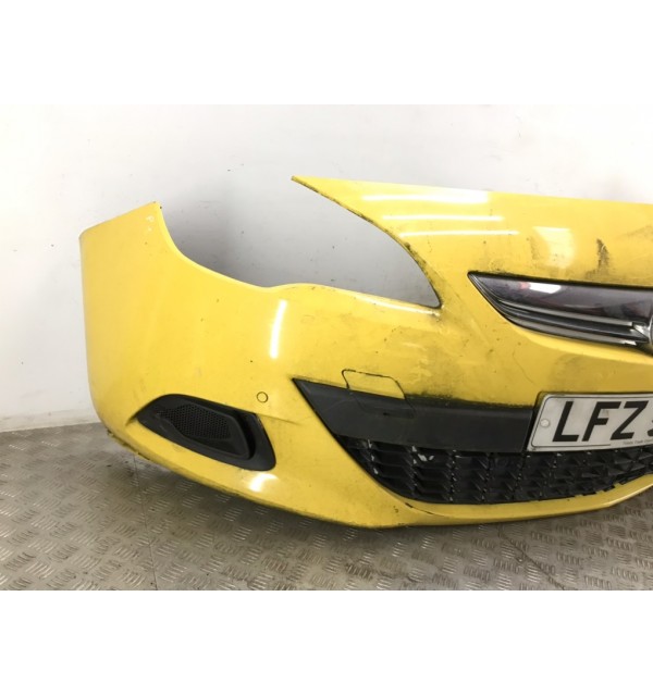 Бампер передний бу для Opel Astra J 2.0 CDTi,  2012 г.