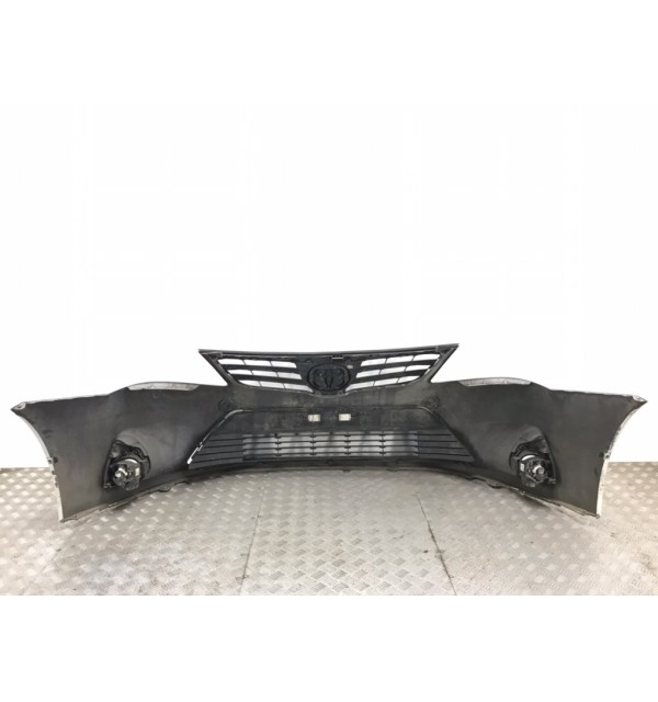 Бампер передний бу для Toyota Avensis  2.0 D-4D,  2012 г. бу контрактные купить в Спб