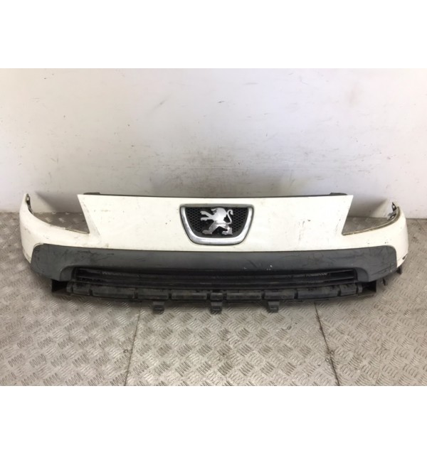 Решетка радиатора бу для Peugeot Partner 850S 1.6 HDi,  2011 г. бу контрактные купить в Спб