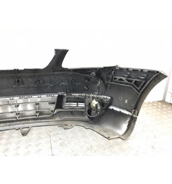 Бампер передний бу для Volkswagen Touran  2.0 TDi,  2006 г. бу контрактные купить в Спб
