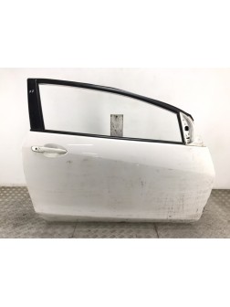 Дверь передняя правая бу для Mazda 2   1.5 i,  2010 г.