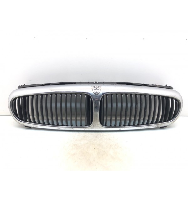 Решетка радиатора бу для Jaguar X-Type  2.0 TD,  2004 г. бу контрактные купить в Спб
