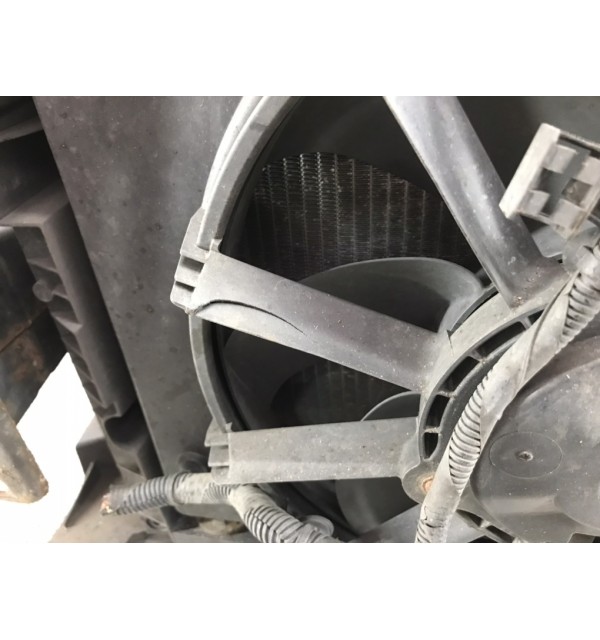 Панель передняя (телевизор) бу для Ford Fiesta 6 1.4 TDCi,  2009 г. бу контрактные купить в Спб