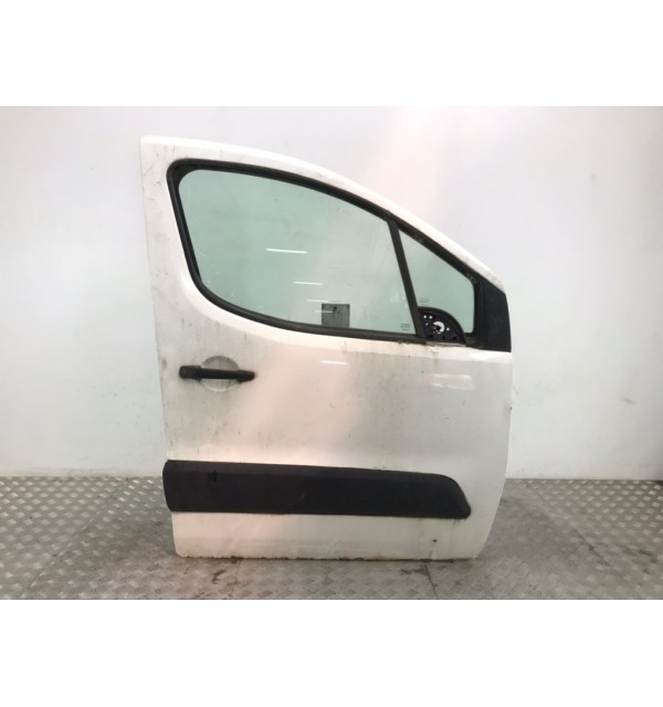 Дверь передняя правая бу для Peugeot Partner 850S 1.6 HDi,  2011 г. бу контрактные купить в Спб
