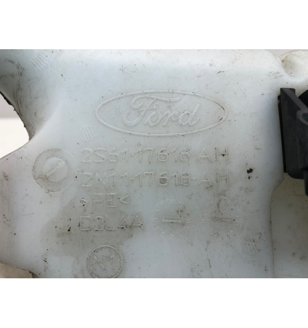 Бачок омывателя бу для Ford Fiesta 5 1.4 TDCi,  2006 г. бу контрактные купить в Спб