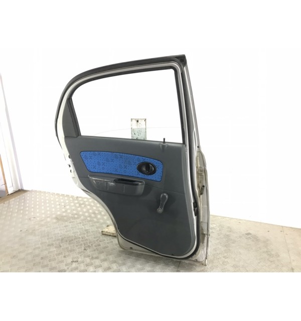 Дверь задняя левая бу для Chevrolet Matiz  1.0 i,  2009 г. бу контрактные купить в Спб