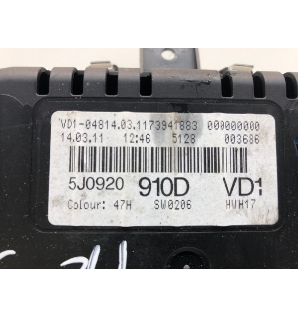 Щиток приборов (приборная панель) бу для Skoda Fabia  1.6 TDi,  2011 г. бу контрактные купить в Спб