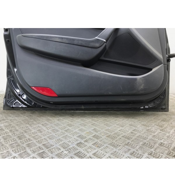 Дверь передняя левая бу для Hyundai i40  1.7 CRDi,  2016 г.