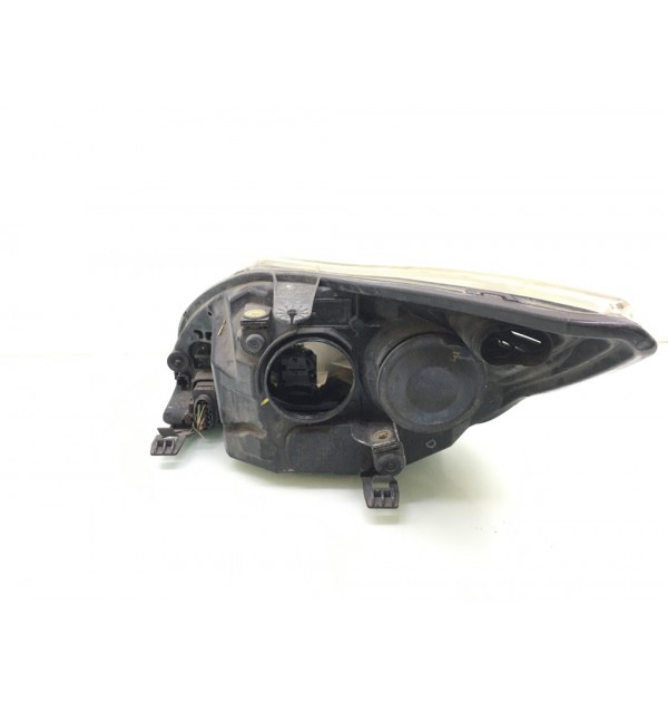 Фара правая бу для Ford Focus 2 2.0 TDCi,  2010 г. бу контрактные купить в Спб